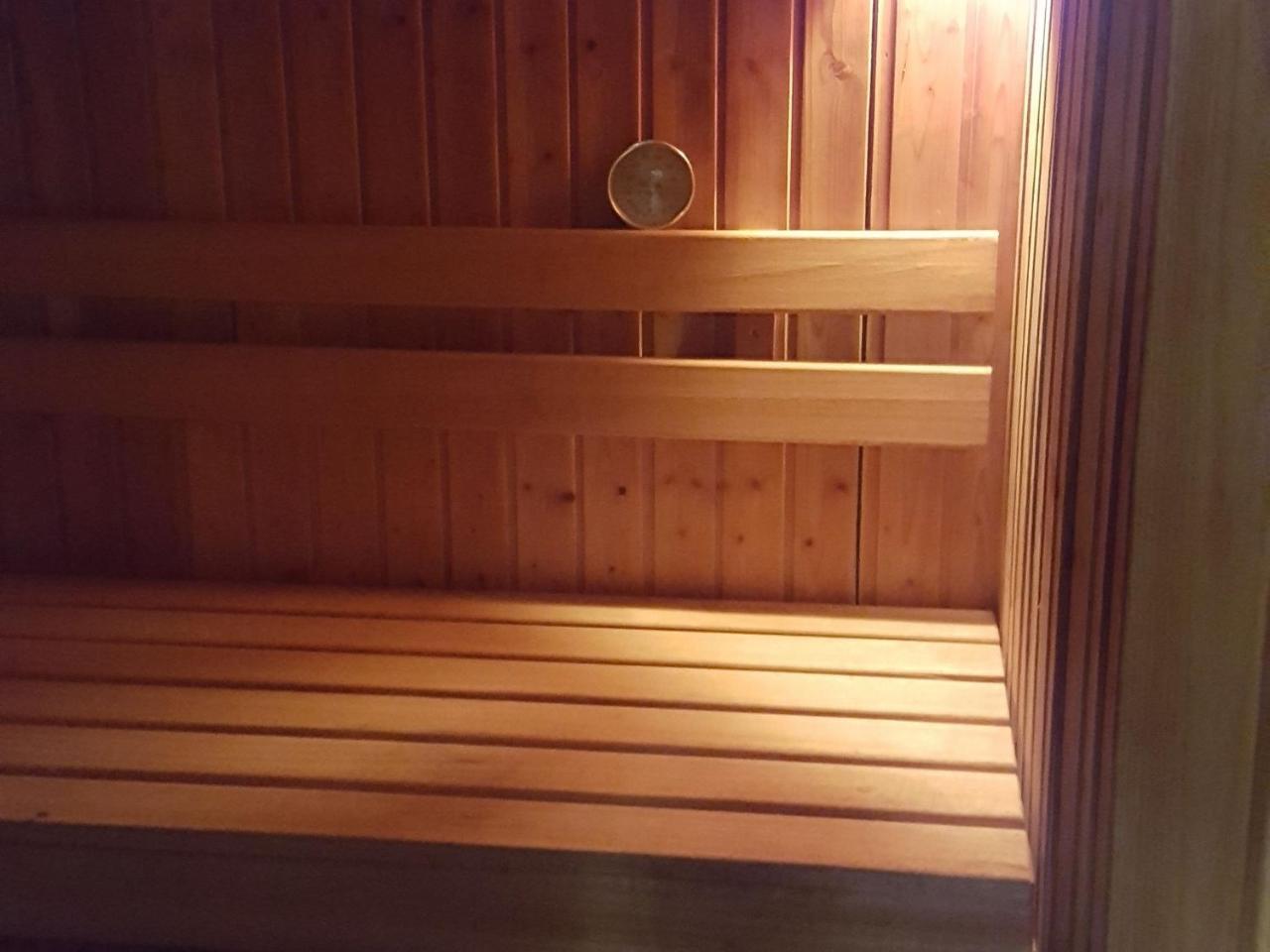舍伍德森林小木屋 莱热 外观 照片